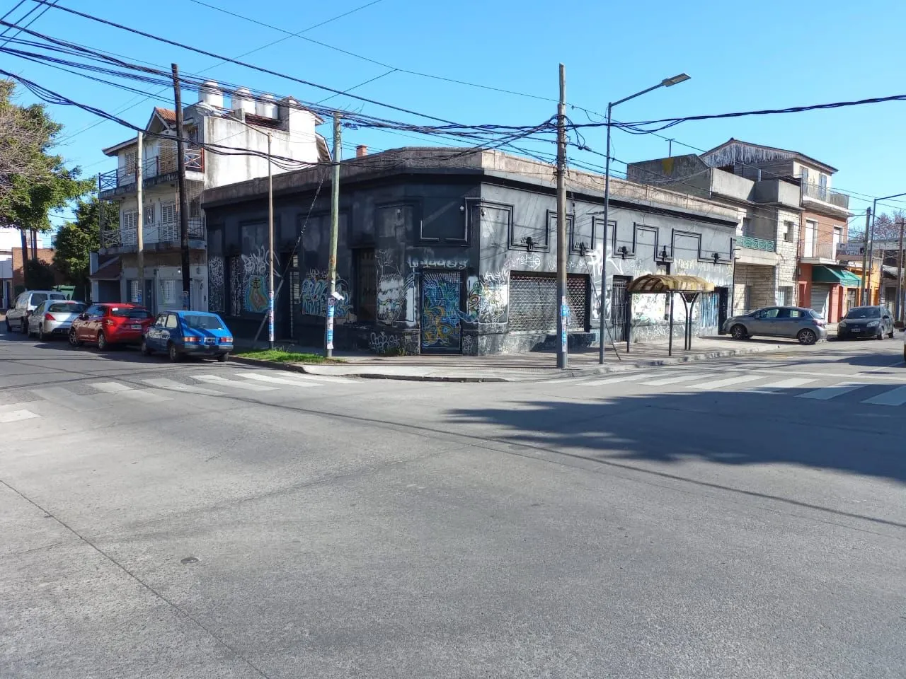 Local Comercial en Ayacucho 2800