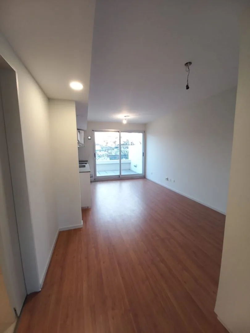 Departamento en ESPINOSA 700