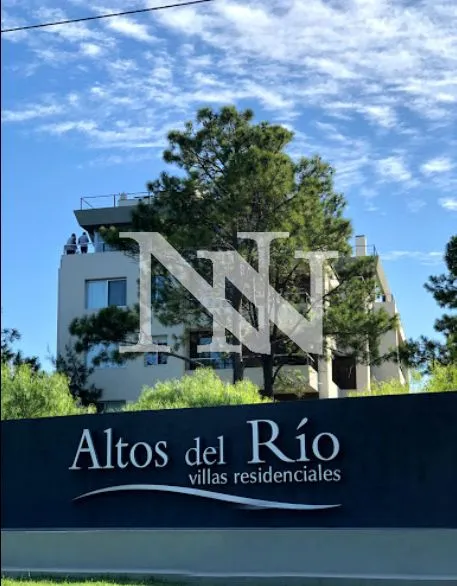 Departamento en Salomón Gornitz 3000