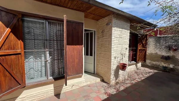 Casa en Roca 600