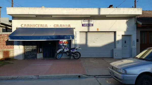 Casa en 30 e/ Av. Favalo 500