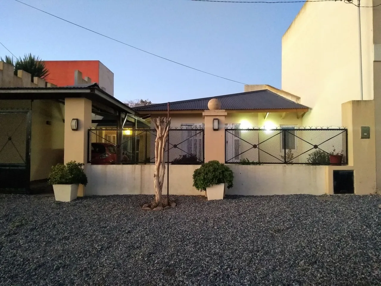 Casa en 63 e/ 20 y 22 700