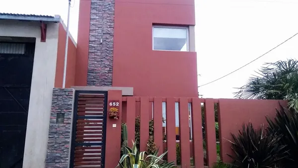 Casa en Av. Central y 18 600