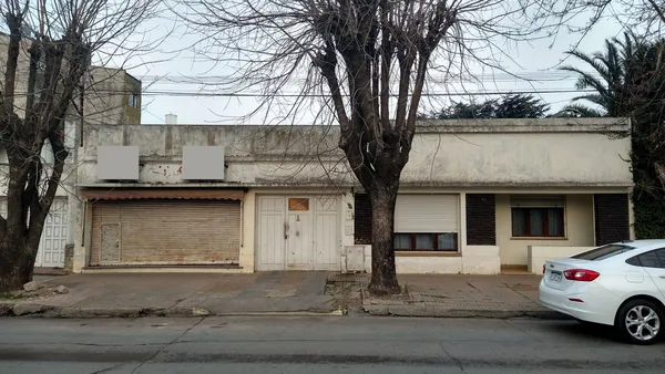 Casa en 12 entre 19 y 21