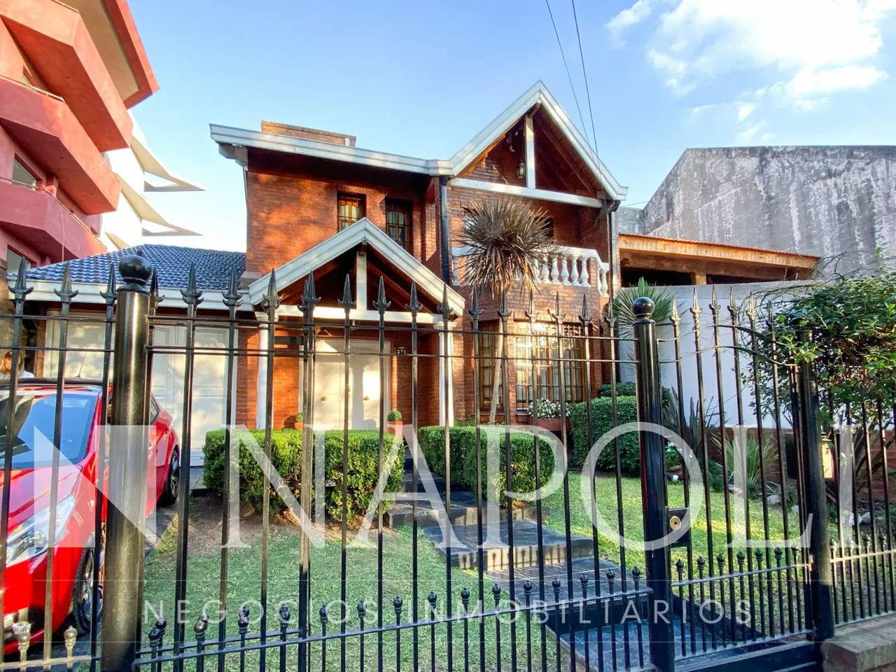 Casa en Ocantos 300