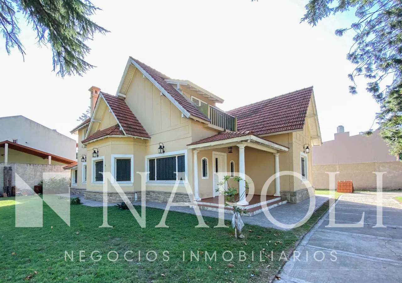 Casa en 12 de Octubre 300