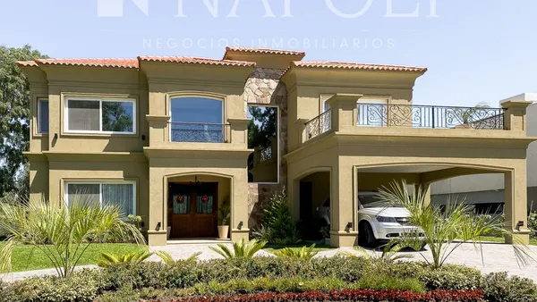 Casa en Los Robles 100