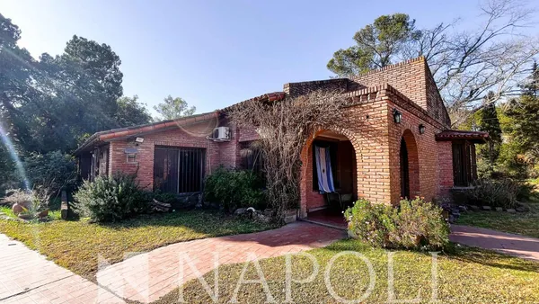 Casa en Chañares 600