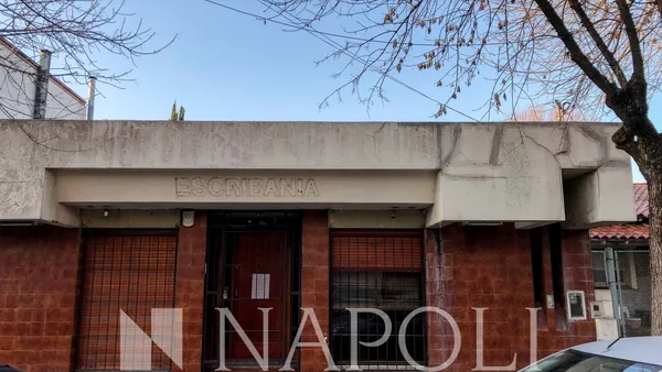 Oficina en Italiani 100