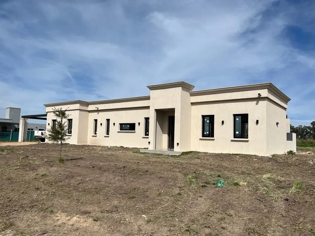 Casa en Avenida Pereda