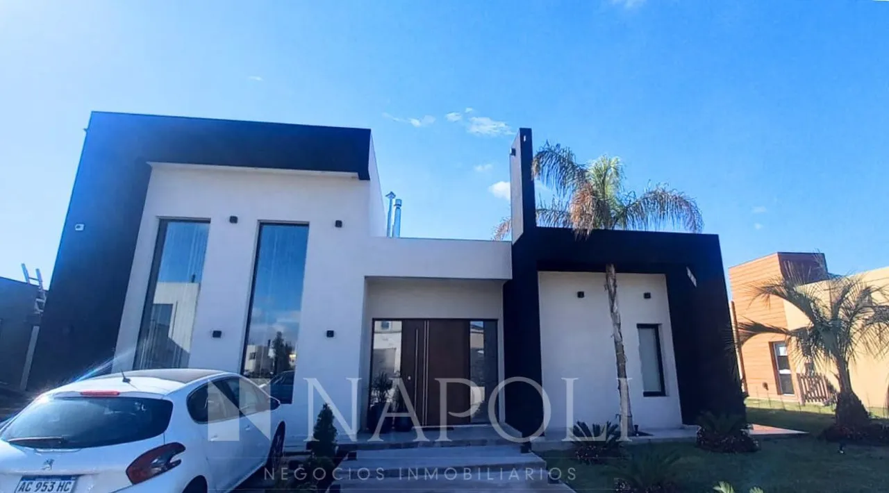 Casa en Sargento Cabral 5600
