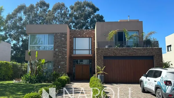 Casa en Au Ezeiza - Cañ