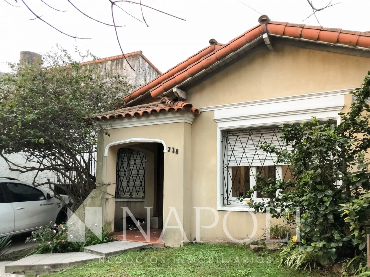Casa en Las heras 700