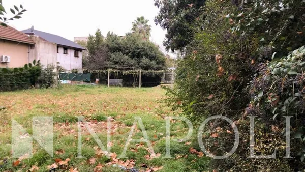 Lote en Malvinas 600