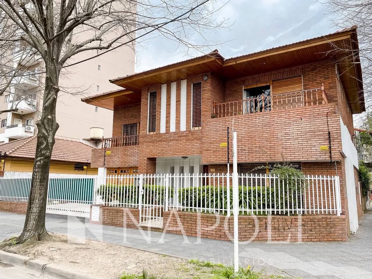 Local Comercial en Vicente Lopez 500