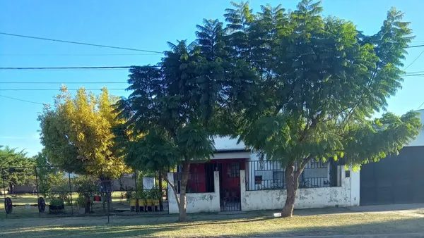 Casa en YUYO FACELLO