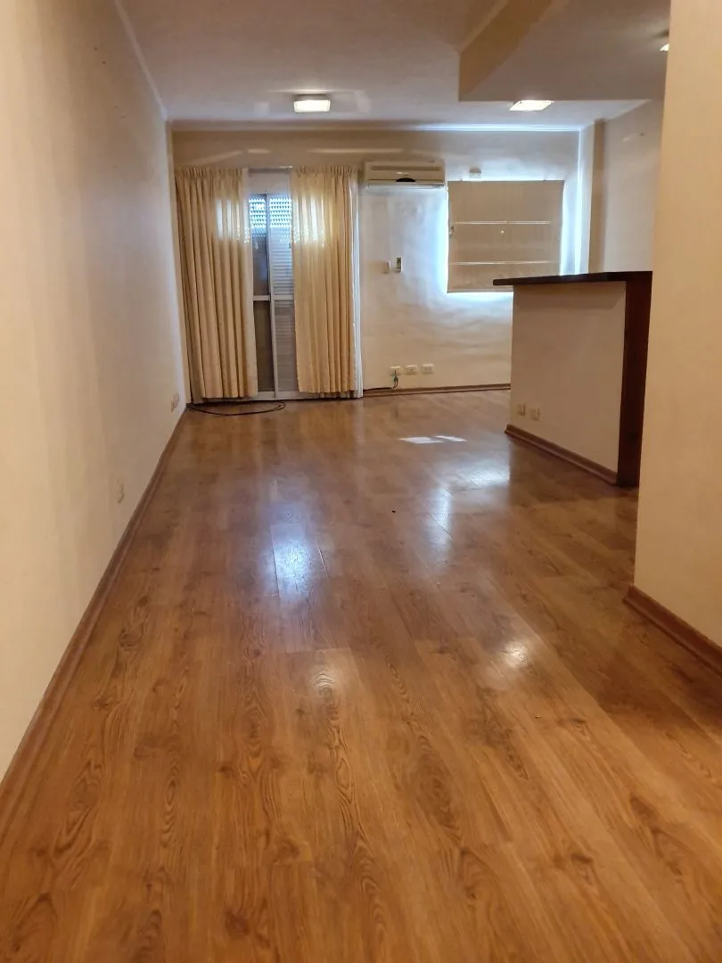 Departamento en Avda. Belgrano 6000