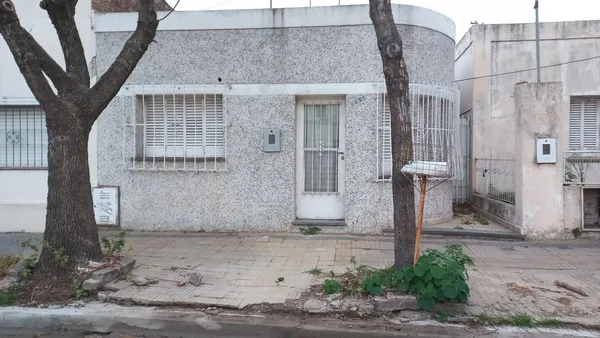 Casa en GENERAL LOPEZ 1000