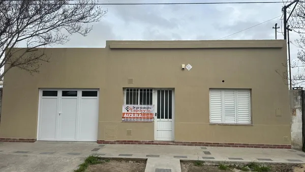 Casa en Urquiza 1000