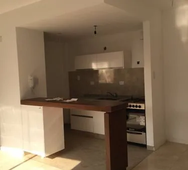 Departamento en Colón 700