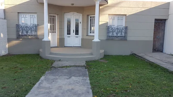 Casa en Mendoza 900