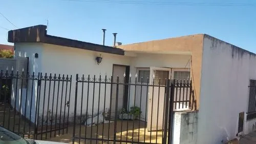 Casa en Alberdi 600