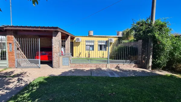 Casa en Carbonel 4000