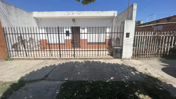 Casa en Brown 2200