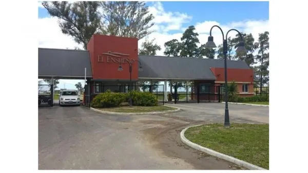 Lote en LA PISTA