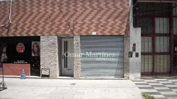 Local Comercial en 3 de Febrero 3100