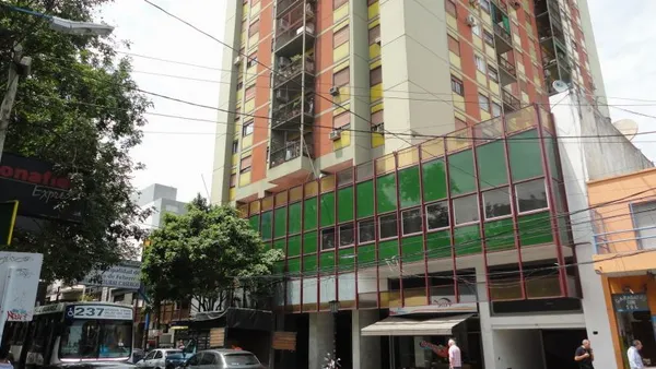 Local Comercial en Justo José de U 4700