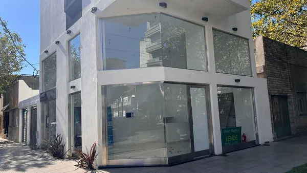 Local Comercial en Av. Urquiza 2500