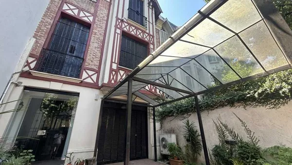 Casa en SUPERI 1900