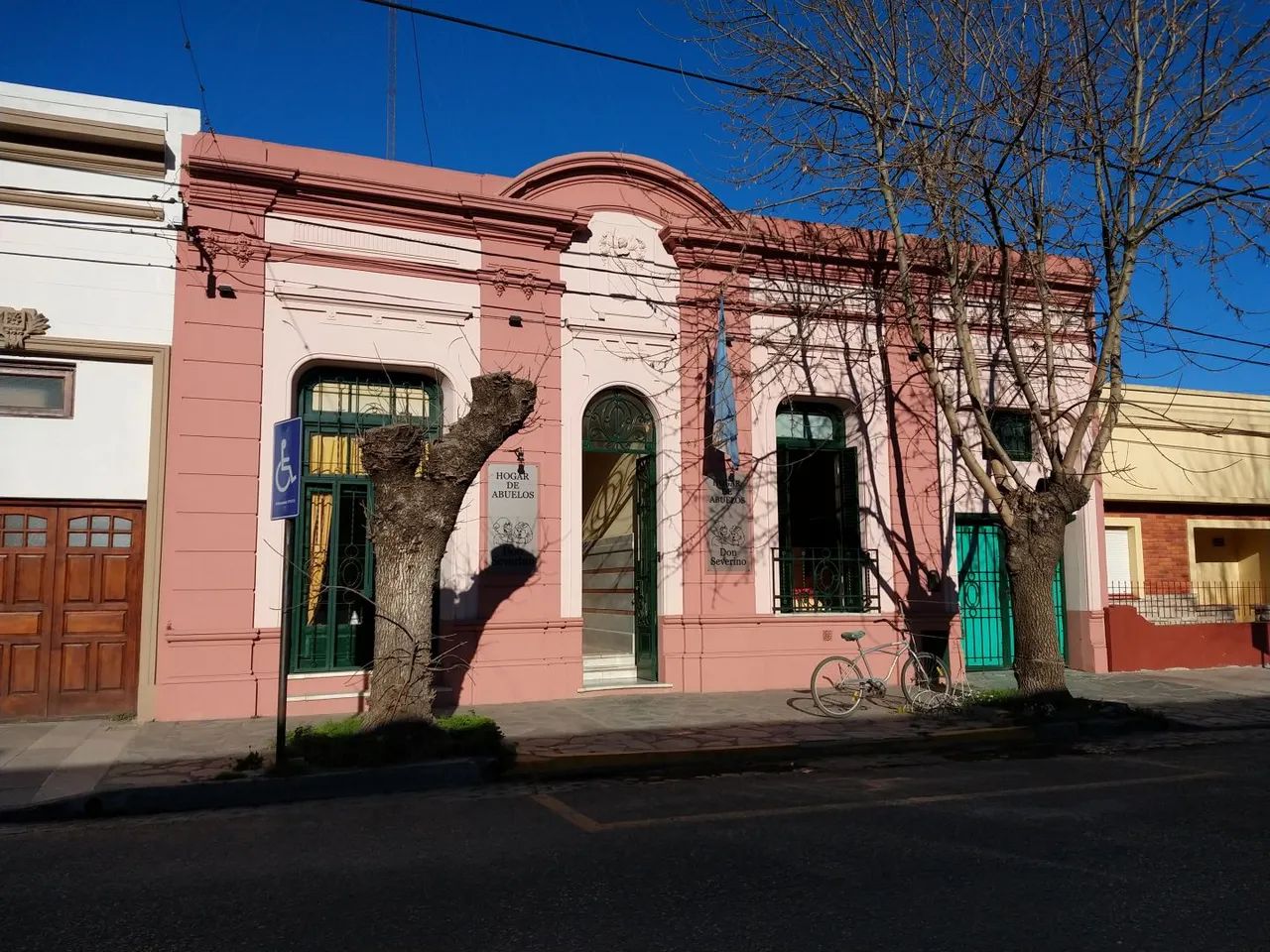 Casa en 23 600