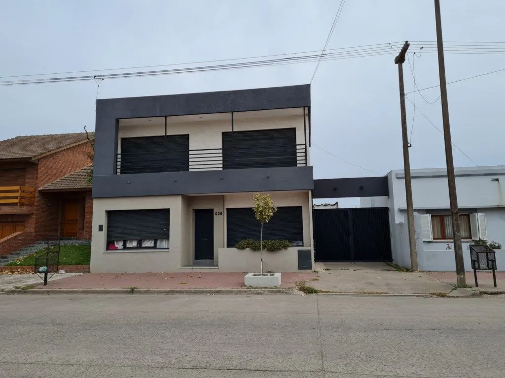 Casa en AV. 31 600