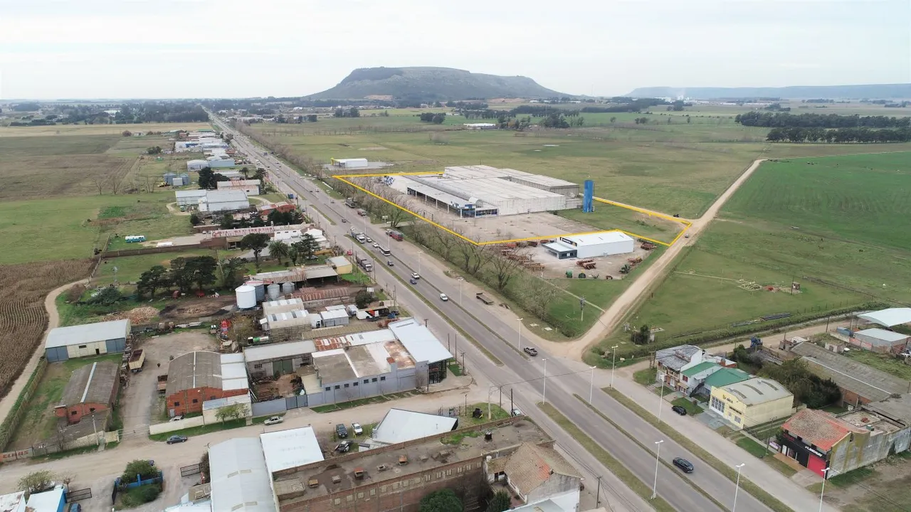 Local Comercial en AV. SAN MARTÍN