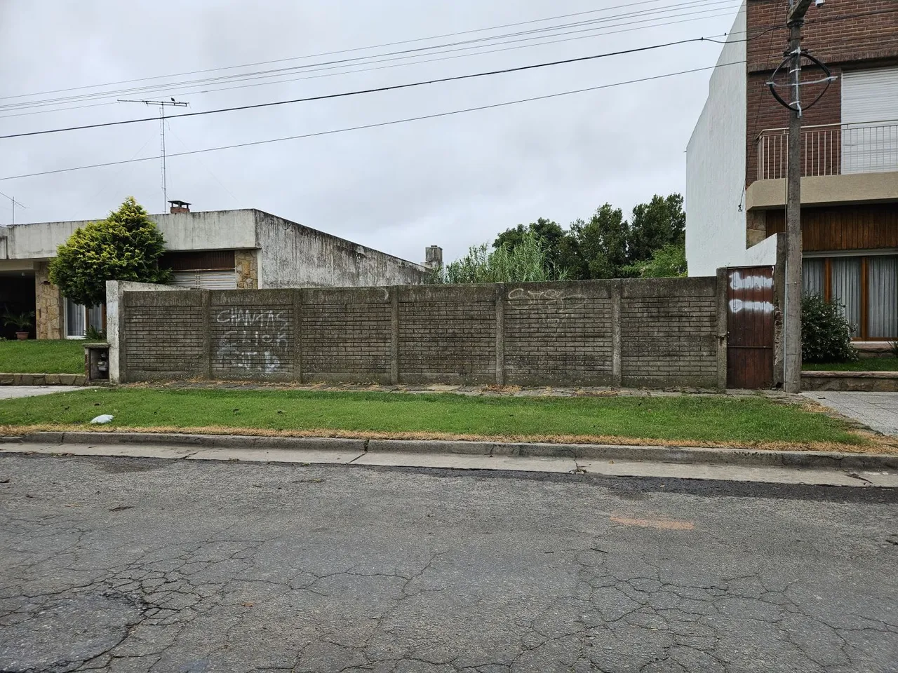 Lote en 25