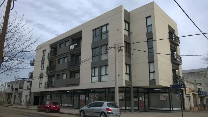 Departamento en AV. CHAVES
