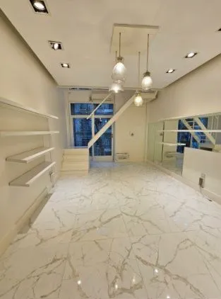 Local Comercial en Av. Alvear 1800