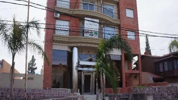 Departamento en VICENTE LOPEZ 200