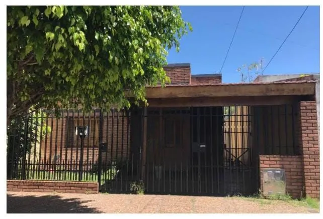 Casa en RAWSON 400