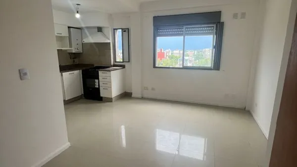 Departamento en Justo Jose de Ur 4500