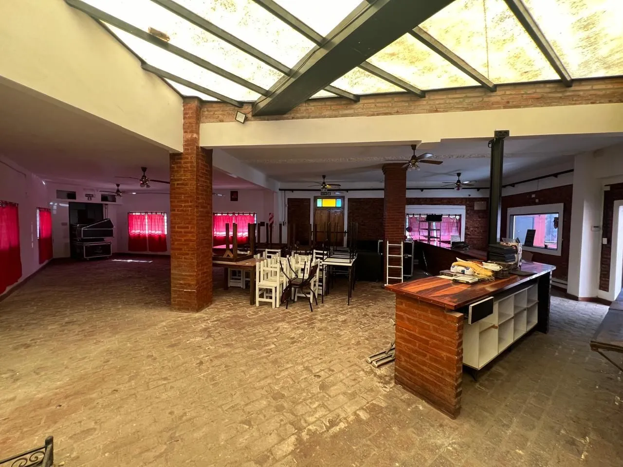 Local Comercial en Patria 5800