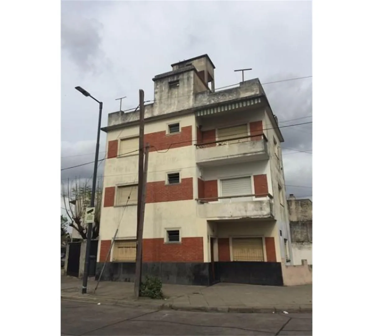 Departamento en Primera Junta 4600