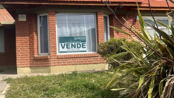 Casa en juan Espel 100