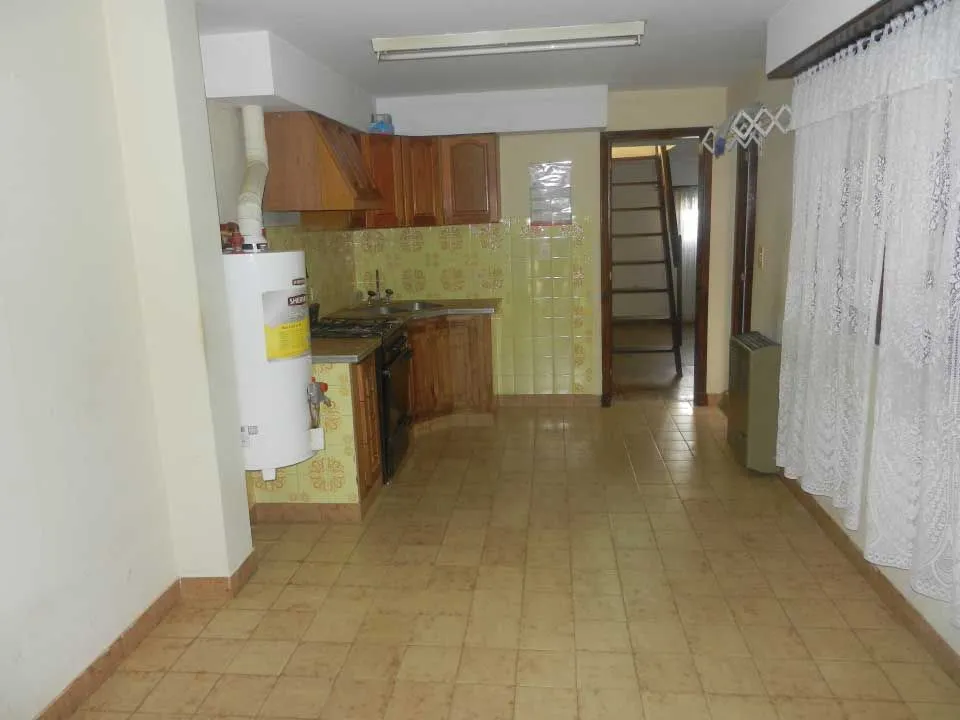 Local Comercial en Avda. Favaloro