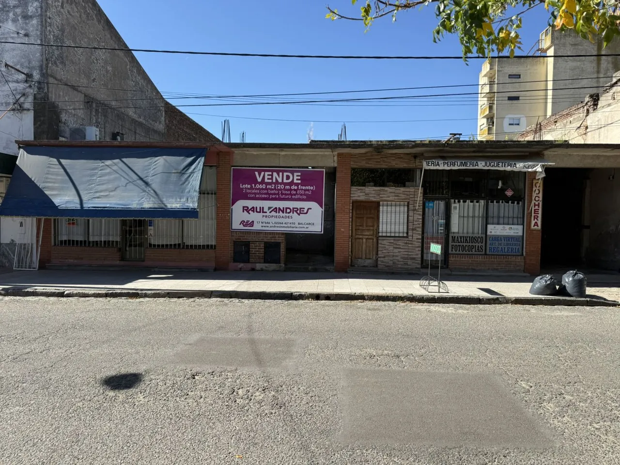 Local Comercial en 15 500