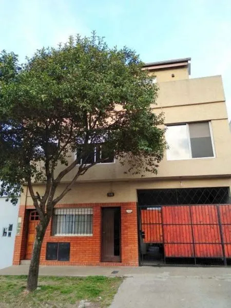 Casa en 30 DE OCTUBRE 3400