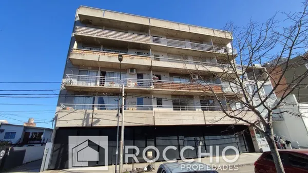 Departamento en Avenida Saenz Pe 1200