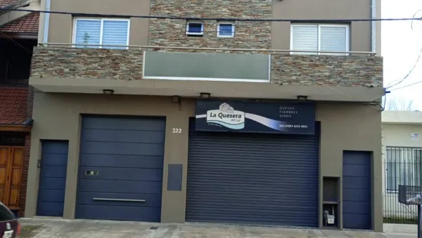 Casa en Hernandez 300